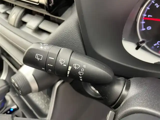 トヨタ ＲＡＶ４ X 富山県 2019(令1)年 8.7万km アティチュードブラックマイカ 4WD/純正ナビ【NSZT-W68T】/(AM/FM/CD/DVD/SD/USB/BT)/フルセグTV/バックカメラ/社外17インチAW付き冬タイヤ積込/レーダークルーズコントロール/プリクラッシュセーフティ/レーンディパーチャーアラート/オートマチックハイビーム/LEDヘッドライト/ビルトインETC/ドライブレコーダー前後/デジタルインナーミラー/スマートキー×２/プッシュスタート/純正フロアマット/社外１７インチAW/取扱説明書/保証書
