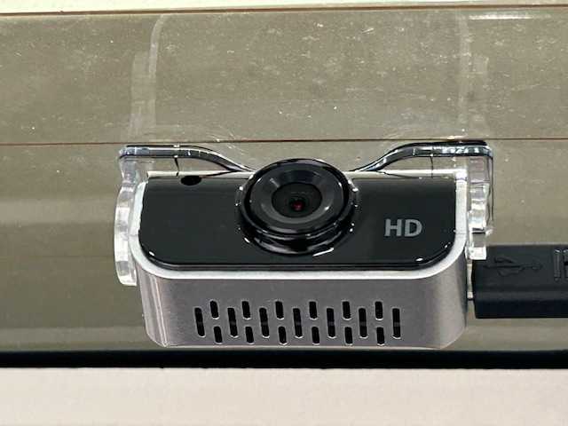 日産 セレナ X V 宮城県 2021(令3)年 5.7万km カシミヤグレージュ インテリジェントエマージェンシーブレーキ/レーンキープアシスト/ブラインドスポットモニター/クリアランスソナー/標識認識機能/純正ナビ/・フルセグTV/Bluetooth/CD/DVD/・アラウンドビューモニター/ETC/前後ドライブレコーダー/純正フリップダウンモニター/両側パワースライドドア/クルーズコントロール/アイドリングストップ/ステアリモコン/プッシュスタート/スマートキー/スペアキー/オートライト/フォグランプ/純正ドアバイザー/純正フロアマット