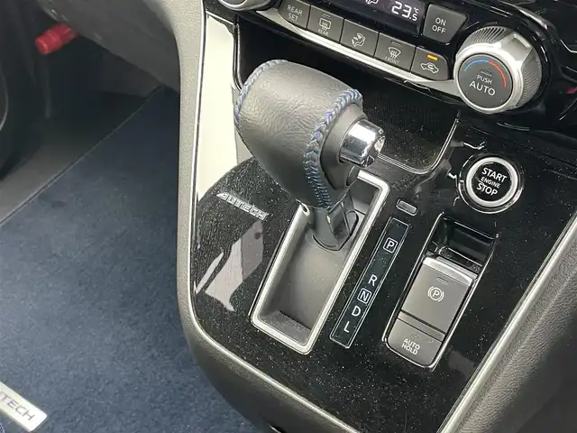 日産 セレナ オーテック スポーツスペック 千葉県 2020(令2)年 0.5万km 青Ⅱ 純正７インチナビ/フルセグ/BT/CD/USB/プロパイロット/レーダークルーズコントロール/レーンキープ/オートハイビーム/クリアランスソナー/ブラインドスポットモニター/全方位カメラ/両側パワースライドドア/セカンドシートサンシェード/ＬＥＤヘッドライト/前後コーナーセンサー/オートライト