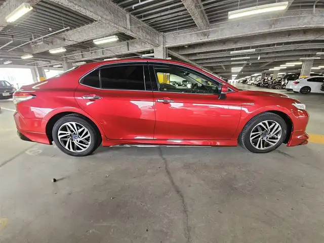 トヨタ カムリ G 宮崎県 2018(平30)年 8.4万km エモーショナルレッド ワンオーナー/パノラマムーンルーフ/純正9型ナビ/フルセグTV/バックカメラ/ビルトインETC/ドライブレコーダー/レーダークルーズコントロール/セーフティセンスP/・衝突被害軽減ブレーキ/・車線逸脱警報/・オートマチックハイビーム/LEDヘッドランプ/革巻きステアリング/ステアリングスイッチ/運転席パワーシート/モデリスタエアロ(F/S/R)/モデリスタ17インチアルミホイール/スマートキー/プッシュエンジンスタート/禁煙車