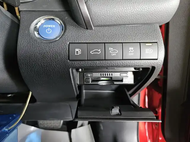 トヨタ カムリ G 宮崎県 2018(平30)年 8.4万km エモーショナルレッド ワンオーナー/パノラマムーンルーフ/純正9型ナビ/フルセグTV/バックカメラ/ビルトインETC/ドライブレコーダー/レーダークルーズコントロール/セーフティセンスP/・衝突被害軽減ブレーキ/・車線逸脱警報/・オートマチックハイビーム/LEDヘッドランプ/革巻きステアリング/ステアリングスイッチ/運転席パワーシート/モデリスタエアロ(F/S/R)/モデリスタ17インチアルミホイール/スマートキー/プッシュエンジンスタート/禁煙車