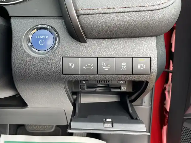 トヨタ カムリ G 宮崎県 2018(平30)年 8.4万km エモーショナルレッド ワンオーナー/パノラマムーンルーフ/純正9型ナビ/フルセグTV/バックカメラ/ビルトインETC/ドライブレコーダー/レーダークルーズコントロール/セーフティセンスP/・衝突被害軽減ブレーキ/・車線逸脱警報/・オートマチックハイビーム/LEDヘッドランプ/革巻きステアリング/ステアリングスイッチ/運転席パワーシート/モデリスタエアロ(F/S/R)/モデリスタ17インチアルミホイール/スマートキー/プッシュエンジンスタート/禁煙車