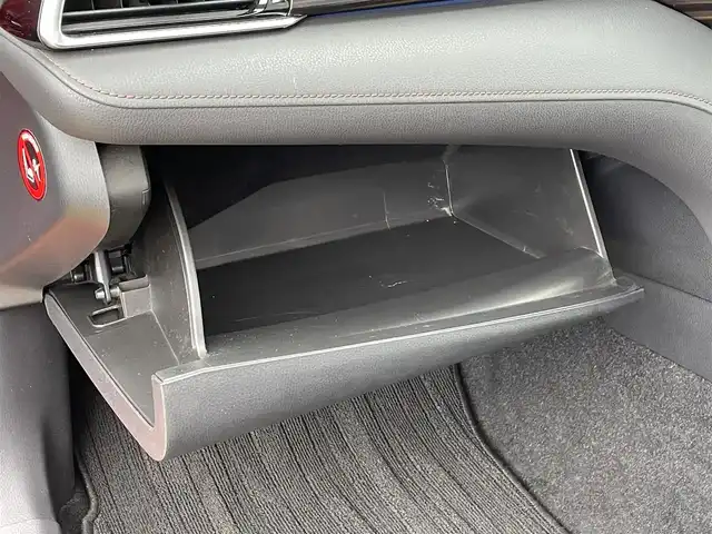 トヨタ カムリ G 宮崎県 2018(平30)年 8.4万km エモーショナルレッド ワンオーナー/パノラマムーンルーフ/純正9型ナビ/フルセグTV/バックカメラ/ビルトインETC/ドライブレコーダー/レーダークルーズコントロール/セーフティセンスP/・衝突被害軽減ブレーキ/・車線逸脱警報/・オートマチックハイビーム/LEDヘッドランプ/革巻きステアリング/ステアリングスイッチ/運転席パワーシート/モデリスタエアロ(F/S/R)/モデリスタ17インチアルミホイール/スマートキー/プッシュエンジンスタート/禁煙車