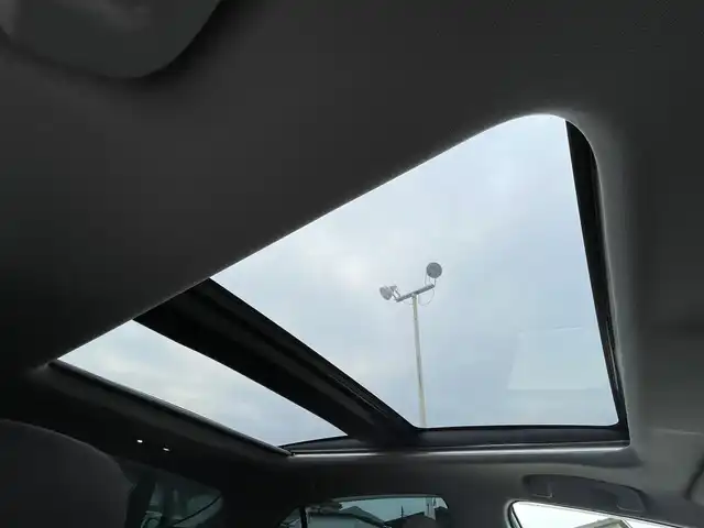 トヨタ カムリ G 宮崎県 2018(平30)年 8.4万km エモーショナルレッド ワンオーナー/パノラマムーンルーフ/純正9型ナビ/フルセグTV/バックカメラ/ビルトインETC/ドライブレコーダー/レーダークルーズコントロール/セーフティセンスP/・衝突被害軽減ブレーキ/・車線逸脱警報/・オートマチックハイビーム/LEDヘッドランプ/革巻きステアリング/ステアリングスイッチ/運転席パワーシート/モデリスタエアロ(F/S/R)/モデリスタ17インチアルミホイール/スマートキー/プッシュエンジンスタート/禁煙車