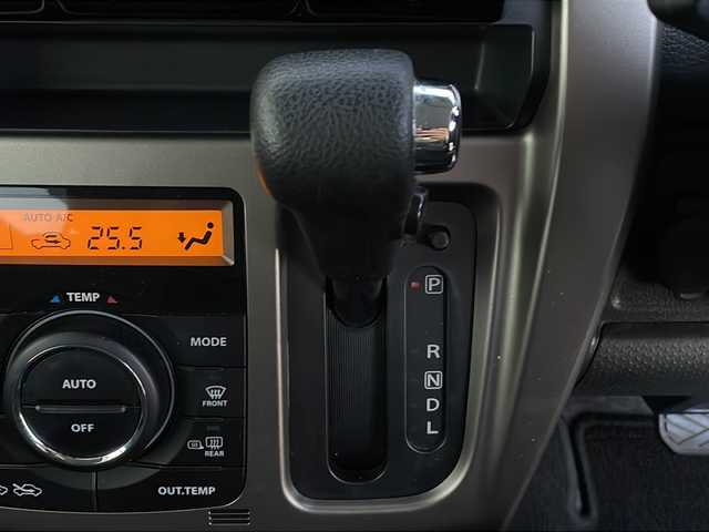 スズキ ハスラー J ブラックインテリアパッケージ 山口県 2019(平31)年 8万km クールカーキパールメタリック/ホワイト2トーンルーフ 純正オーディオ　【PVH-9300DVSZS】/・AM/FM/・Bluetooth接続/バックカメラ/ビルトインETC/衝突軽減システム/レーンキープアシスト/横滑り防止装置/アイドリングストップ/ハーフレザーシート/シートヒーター/USB入力端子/スマートキー/プッシュスタート/スペアキー1本/純正フロアマット/純正15インチアルミホイール/ドアバイザー/ウィンカーミラー/取扱説明書/保証書