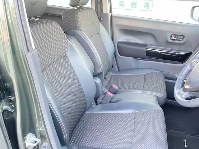 スズキ ハスラー J ブラックインテリアパッケージ 山口県 2019(平31)年 8万km クールカーキパールメタリック/ホワイト2トーンルーフ 純正オーディオ　【PVH-9300DVSZS】/・AM/FM/・Bluetooth接続/バックカメラ/ビルトインETC/衝突軽減システム/レーンキープアシスト/横滑り防止装置/アイドリングストップ/ハーフレザーシート/シートヒーター/USB入力端子/スマートキー/プッシュスタート/スペアキー1本/純正フロアマット/純正15インチアルミホイール/ドアバイザー/ウィンカーミラー/取扱説明書/保証書