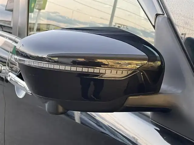 日産 セレナ ハイウェイスターVセレクションⅡ 青森県 2018(平30)年 8.1万km ダイヤモンドブラック 4WD/純正ナビ/フルセグTV/CD/DVD/BT/フリップダウンモニター/ドライブレコーダー/デジタルインナーミラー/ETC/ハンズフリー/エマージェンシーブレーキ/クリアランスソナー/スマートキー×２