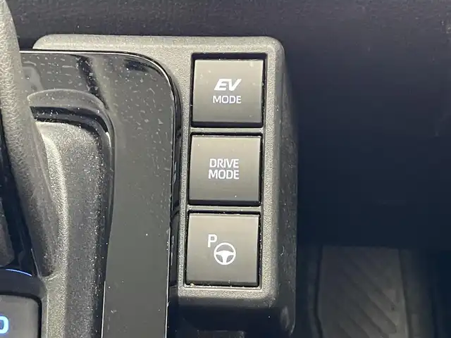 トヨタ シエンタ ハイブリッド Z 愛知県 2023(令5)年 3.1万km ホワイトパールクリスタルシャイン 純１０．５型ＤＡ　トヨタチームメイト　パーキングアシスト　ＢＳＭ　ＡＣ１００Ｖ　全方位カメラ　追従クルコン　フルセグ　ＥＴＣ２．０　セーフティセンス　ステアリングヒーター　シートヒーター　ＬＥＤ　禁煙　コーナーセンサー　フォグランプ　RCTA　ICS ミラキャスト　両側パワスラ　社外フロアマット　USB　Bluetooth　衝突軽減　プッシュスタート　スマートキー　リアサーキュレーター