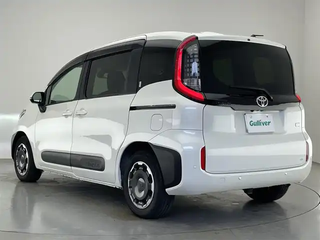 トヨタ シエンタ ハイブリッド Z 愛知県 2023(令5)年 3.1万km ホワイトパールクリスタルシャイン 純１０．５型ＤＡ　トヨタチームメイト　パーキングアシスト　ＢＳＭ　ＡＣ１００Ｖ　全方位カメラ　追従クルコン　フルセグ　ＥＴＣ２．０　セーフティセンス　ステアリングヒーター　シートヒーター　ＬＥＤ　禁煙　コーナーセンサー　フォグランプ　RCTA　ICS ミラキャスト　両側パワスラ　社外フロアマット　USB　Bluetooth　衝突軽減　プッシュスタート　スマートキー　リアサーキュレーター