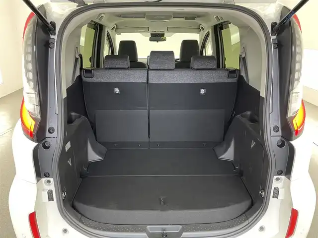 トヨタ シエンタ ハイブリッド Z 愛知県 2023(令5)年 3.1万km ホワイトパールクリスタルシャイン 純１０．５型ＤＡ　トヨタチームメイト　パーキングアシスト　ＢＳＭ　ＡＣ１００Ｖ　全方位カメラ　追従クルコン　フルセグ　ＥＴＣ２．０　セーフティセンス　ステアリングヒーター　シートヒーター　ＬＥＤ　禁煙　コーナーセンサー　フォグランプ　RCTA　ICS ミラキャスト　両側パワスラ　社外フロアマット　USB　Bluetooth　衝突軽減　プッシュスタート　スマートキー　リアサーキュレーター