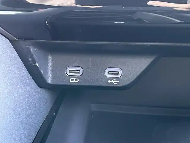 トヨタ アルファードハイブリット Z 香川県 2023(令5)年 3.1万km プラチナホワイトパールマイカ メーカーナビ/１３．２型後席モニター/全方位カメラ/チームメイト/モデリスタエアロ　　/独立ムーンルーフ　/トヨタセーフティセンス　/パワーバックドア　/両側パワースライドドア　/黒革シート/前席シートオプション/・シートヒーター/・エアシート/・パワーシート/運転席メモリ付きシート/デジタルインナーミラー/BSM　/ＨＵＤ　/ＬＥＤヘッドライト/オートライト/オートハイビーム　/ワイヤレス充電　/ビルトインＥＴＣ2.0/前後ドライブレコーダー