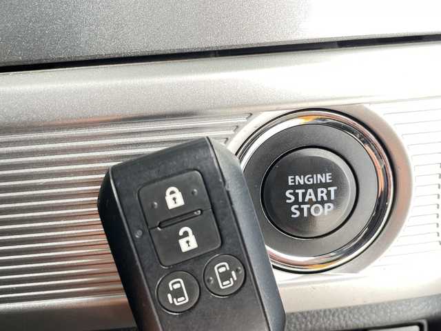 スズキ スペーシア ギア HYBRID XZターボ 愛知県 2019(令1)年 2.8万km アクティブイエロー/ガンメタリック2トーン SDナビ/全方位カメラ/両側パワースライドドア/シートヒーター/バックカメラ/コーナーセンサー/ヘッドアップディスプレイ/ルーフレール/LEDヘッドライト/パドルシフト/オートマチックハイビーム/ETC/衝突軽減システム/フルセグ/CD DVD/Bluetooth/ステアリングスイッチ/スマートキー/プッシュスタート