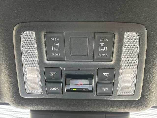 トヨタ ヴォクシー S－G 岩手県 2023(令5)年 3.1万km ホワイトパールクリスタルシャイン トヨタセーフティセンス　１０．５型ナビ　バックＣ　ＡｐｐｌｅＣａｒＰｌａｙ　ＡｎｄｒｏｉｄＡｕｔｏ　ＵＳＢ接続　フルセグ　ＥＴＣ２．０　両側パワースライドドア　純正１６インチＡＷ　ＬＥＤオートライト