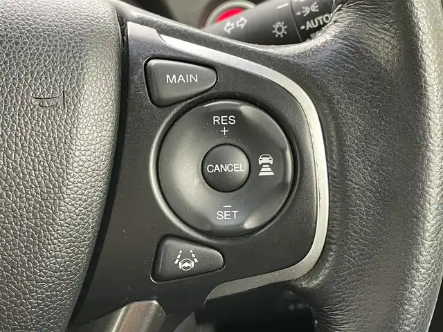 ホンダ フリード＋ ハイブリット EX 岡山県 2016(平28)年 3.2万km シトロンドロップ 純正ナビ(VXM-175VFi)/(Bluetooth/CD/DVD/フルセグTV)/両側電動スライド/バックカメラ/ハーフレザー/コーナーセンサー(前後)/シートヒーター(運転席・助手席)/LEDヘッドライト/レーダークルーズコントロール/スマートキー(1本)/ビルトインETC/社外ドライブレコーダー(前)/禁煙車/レーンアシスト/純正15インチアルミホイール/純正フロアマット