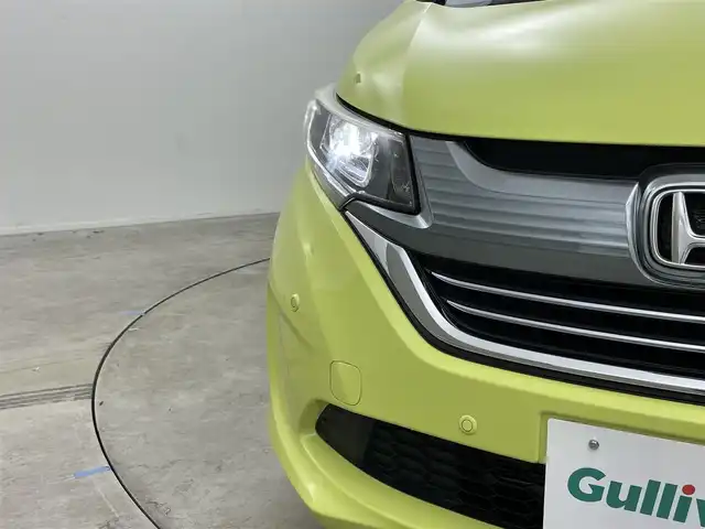 ホンダ フリード＋ ハイブリット EX 岡山県 2016(平28)年 3.2万km シトロンドロップ 純正ナビ(VXM-175VFi)/(Bluetooth/CD/DVD/フルセグTV)/両側電動スライド/バックカメラ/ハーフレザー/コーナーセンサー(前後)/シートヒーター(運転席・助手席)/LEDヘッドライト/レーダークルーズコントロール/スマートキー(1本)/ビルトインETC/社外ドライブレコーダー(前)/禁煙車/レーンアシスト/純正15インチアルミホイール/純正フロアマット