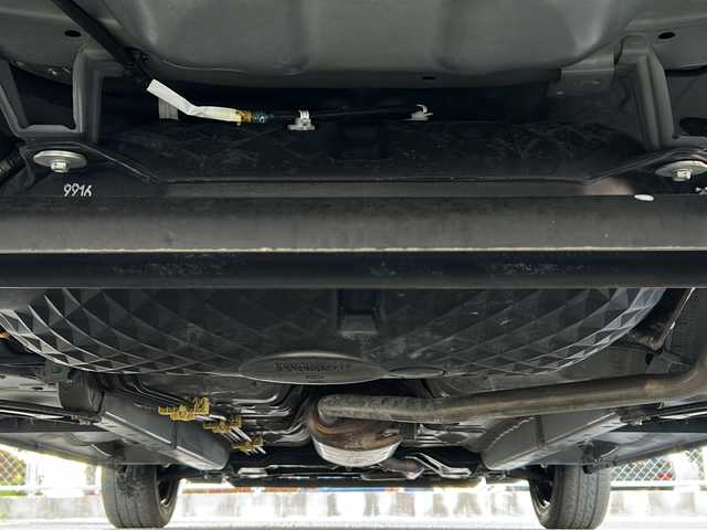 ダイハツ ムーヴ キャンバス G ブラックインテリア リミテッド SAⅢ 山口県 2019(令1)年 4.4万km ブラックマイカメタリック ダイハツ純正ナビ【NMZK-W70D】/・フルセグテレビ/・Bluetooth機能/・CD/DVD再生/・AM/FMラジオ/両側パワースライドドア/全方位カメラ/AFS/プッシュスタート/スマートキー/純正LEDヘッドライト/オートライト/フォグライト/ドアバイザー/純正フロアマット/スマートアシストIII/・衝突回避支援ブレーキ機能/・衝突警報機能/・ふらつき警報/・コーナーセンサー