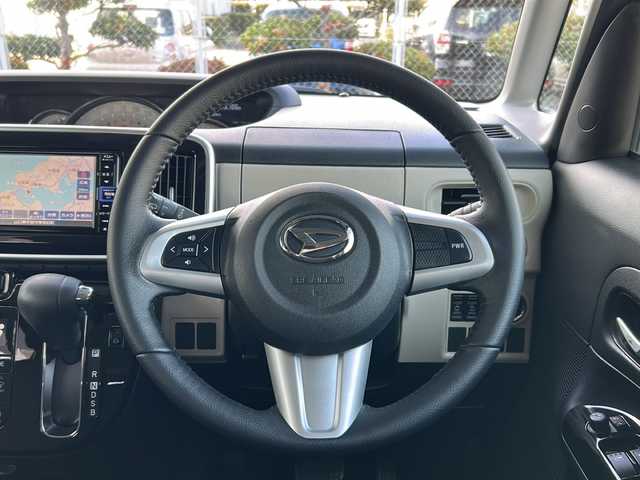 ダイハツ ムーヴ キャンバス G ブラックインテリア リミテッド SAⅢ 山口県 2019(令1)年 4.4万km ブラックマイカメタリック ダイハツ純正ナビ【NMZK-W70D】/・フルセグテレビ/・Bluetooth機能/・CD/DVD再生/・AM/FMラジオ/両側パワースライドドア/全方位カメラ/AFS/プッシュスタート/スマートキー/純正LEDヘッドライト/オートライト/フォグライト/ドアバイザー/純正フロアマット/スマートアシストIII/・衝突回避支援ブレーキ機能/・衝突警報機能/・ふらつき警報/・コーナーセンサー