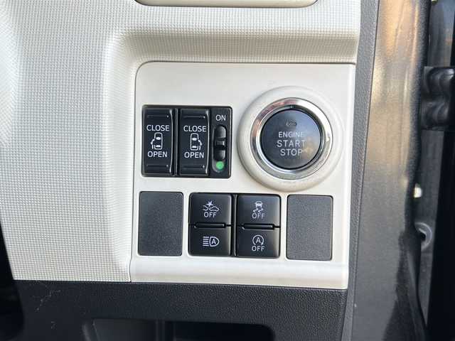 ダイハツ ムーヴ キャンバス G ブラックインテリア リミテッド SAⅢ 山口県 2019(令1)年 4.4万km ブラックマイカメタリック ダイハツ純正ナビ【NMZK-W70D】/・フルセグテレビ/・Bluetooth機能/・CD/DVD再生/・AM/FMラジオ/両側パワースライドドア/全方位カメラ/AFS/プッシュスタート/スマートキー/純正LEDヘッドライト/オートライト/フォグライト/ドアバイザー/純正フロアマット/スマートアシストIII/・衝突回避支援ブレーキ機能/・衝突警報機能/・ふらつき警報/・コーナーセンサー