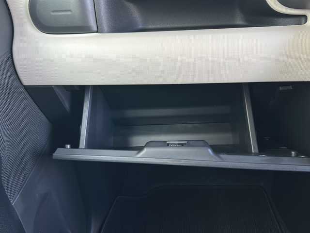 ダイハツ ムーヴ キャンバス G ブラックインテリア リミテッド SAⅢ 山口県 2019(令1)年 4.4万km ブラックマイカメタリック ダイハツ純正ナビ【NMZK-W70D】/・フルセグテレビ/・Bluetooth機能/・CD/DVD再生/・AM/FMラジオ/両側パワースライドドア/全方位カメラ/AFS/プッシュスタート/スマートキー/純正LEDヘッドライト/オートライト/フォグライト/ドアバイザー/純正フロアマット/スマートアシストIII/・衝突回避支援ブレーキ機能/・衝突警報機能/・ふらつき警報/・コーナーセンサー