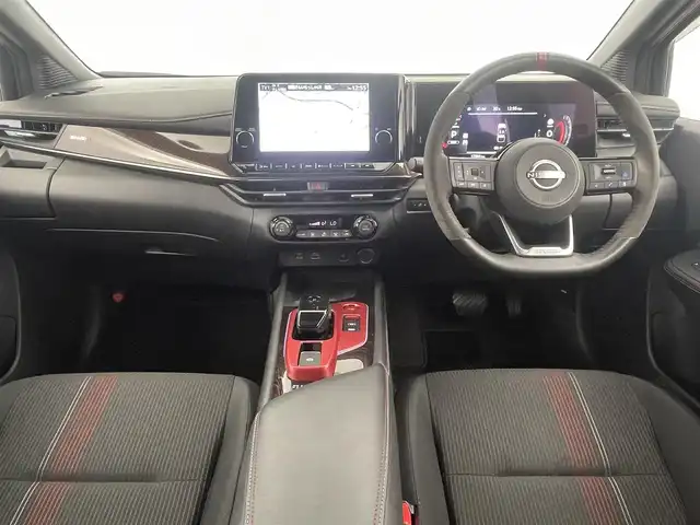 日産 オーラ ニスモ 茨城県 2022(令4)年 1.8万km スーパーブラック 純正９インチナビ　アラウンドビューモニター　ＢＳＭ　プロパイロット　レーダークルーズコントロール　ビルトインＥＴＣ２．０　デジタルインナーミラー　ワイヤレス充電　ＨＤＭＩ　純正アルミ　ＬＥＤ　ＴＶ