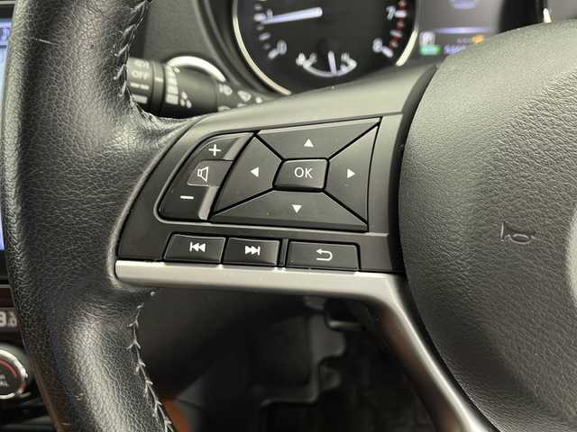 日産 エクストレイル 20Xi レザーエディション 千葉県 2020(令2)年 5.5万km ブリリアントホワイトパール 禁煙車/4WD/ALPINEナビ/CD/DVD/フルセグTV/Bluetooth/プロパイロット/レーダークルーズコントロール/アラウンドビューモニター/デジタルインナーミラー/コーナーセンサー/パワーバックドア/D+N席パワーシート/D+N席シートヒーター/電動パーキングブレーキ/オートブレーキホールド/LEDヘッドライト/フォグライト/オートライト/ルーフレール/ETC/プッシュスタート/スマートキー/保証書/取扱説明書/純正18インチアルミ