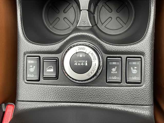 日産 エクストレイル 20Xi レザーエディション 千葉県 2020(令2)年 5.5万km ブリリアントホワイトパール 禁煙車/4WD/ALPINEナビ/CD/DVD/フルセグTV/Bluetooth/プロパイロット/レーダークルーズコントロール/アラウンドビューモニター/デジタルインナーミラー/コーナーセンサー/パワーバックドア/D+N席パワーシート/D+N席シートヒーター/電動パーキングブレーキ/オートブレーキホールド/LEDヘッドライト/フォグライト/オートライト/ルーフレール/ETC/プッシュスタート/スマートキー/保証書/取扱説明書/純正18インチアルミ