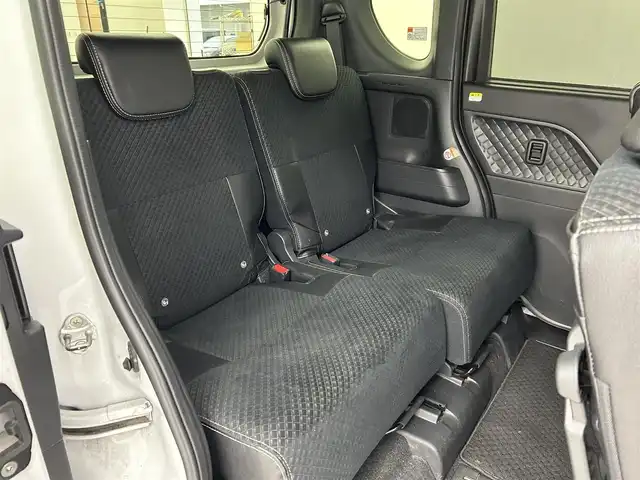 ダイハツ タント カスタム X 福岡県 2021(令3)年 4.9万km シャイニングホワイトパール 純正ナビ（フルセグＴＶ）　/バックカメラ　/ＥＴＣ　/コーナーセンサー　/衝突軽減ブレーキ　/横滑り防止装置　/アイドリングストップ　/両側電動スライドドア　/シートヒーター　/ハーフレザー　/純正１４インチＡＷ　/ＬＥＤ