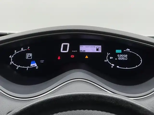 日産 セレナ HWS S HV Vセレ +SeftyⅡ 三重県 2016(平28)年 5.4万km ブリリアントホワイトパール S-HYBRID/FF/インパネCVT/純正 8インチナビ MM515D-L/（iPod/SD/FM/AM/TV/WALKMAN/USB/Bluetooth/CD/DVD/MUSIC STOCKER/HDMI/VTR/AUX）/純正 11インチ 後席フリップダウンモニター/アラウンドビューモニター/両側オートスライドドア/ドライブレコーダー 前後/ビルトイン ETC/安全（：＋SafetyII 特別装備）/・エマージェンシーブレーキ/・LDW（車線逸脱警報）/フロント & バックソナー/踏み間違い衝突防止アシスト/ふらつき警報/・VDC（ビークルダイナミクスコントロール：横滑り防止）/・ABS（EBD：電子制動力配分制御付）/装備/・オートデュアルエアコン（前席オートA/C＆後席オートA/C：冷暖房機能）/・オートライト/・LEDヘッドライト/・フロントフォグライト/・ステアリングスイッチ/・プッシュスタート/・自動防眩ルームミラー/・純正 16inAW/・保/取/ナビ取/・インテリジェントキーx2