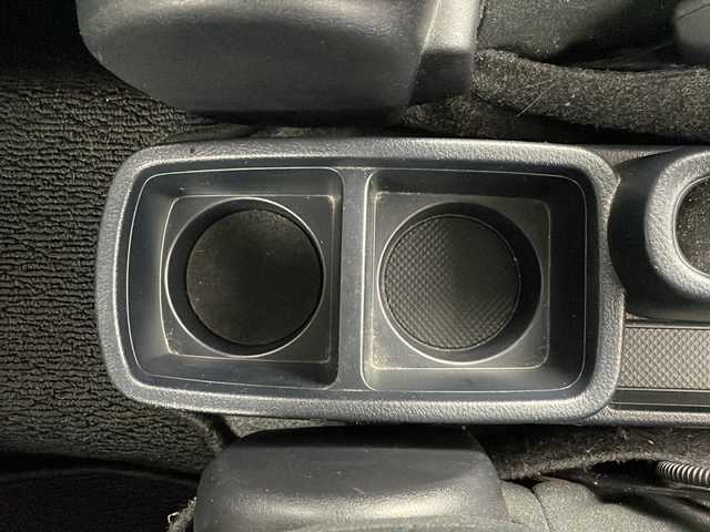 トヨタ ヴィッツ F 道東・釧路十勝 2012(平24)年 10.5万km ブラックマイカ ４WD/純正SDナビ/（TV/CD/DVD/AM/FM）/バックカメラ/ウィンカーミラー/ドアバイザー/ETC/14インチAW付きサマータイヤ積込/盗難防止装置