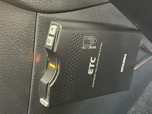 スバル インプレッサ スポーツ 1．6i－L 道東・釧路十勝 2015(平27)年 7.2万km クリスタルホワイトP ４WD/パドルシフト/横滑り防止装置/アイドリングストップ/オートエアコン/社外ナビ/（CD/DVD/フルセグ/USB/Bluetooth）/バックカメラ/ETC/ドライブレコーダー/HIDヘッドランプ/フォグランプ/ドアバイザー/社外15インチスチールホイール/純正フロアマット