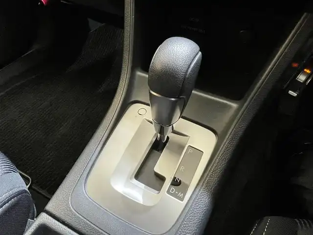 スバル インプレッサ スポーツ 1．6i－L 道東・釧路十勝 2015(平27)年 7.2万km クリスタルホワイトP ４WD/パドルシフト/横滑り防止装置/アイドリングストップ/オートエアコン/社外ナビ/（CD/DVD/フルセグ/USB/Bluetooth）/バックカメラ/ETC/ドライブレコーダー/HIDヘッドランプ/フォグランプ/ドアバイザー/社外15インチスチールホイール/純正フロアマット