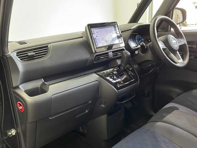 日産 ルークス HWS Gターボ プロパイロットED 栃木県 2023(令5)年 2.1万km ブラック 純正ナビ/(フルセグTV/Bluetooth/SD)/全方位カメラ/プロパイロット/・インテリジェント エマージェンシーブレーキ/・インテリジェント FCW（前方衝突予測警報）/・ハイビームアシスト/・先行車発進お知らせ/・インテリジェント DA（ふらつき警報）/コーナーセンサー/両側パワースライドドア/禁煙車/オートライト/LEDヘッドライト/横滑り防止装置/フォグランプ/スマートキー/プッシュスタート/アイドリング」ストップ/ステアリングスイッチ/革巻きステアリング/ウィンカーミラー/電動格納ミラー/純正アルミホイール/フロアマット
