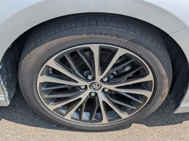 トヨタ カムリ WS 福井県 2019(平31)年 9.2万km シルバーM 純正ナビ/フルセグTV/バックカメラ/トヨタセーフティセンス/追従クルコン/ドラレコ/ETC/レーダー探知機/LEDヘッドライト/オートライト/オートハイビーム/スマートキー/スペアキー/プッシュスタート/ステアリングスイッチ/パワーシート/ハーフレザーシート/純正AW