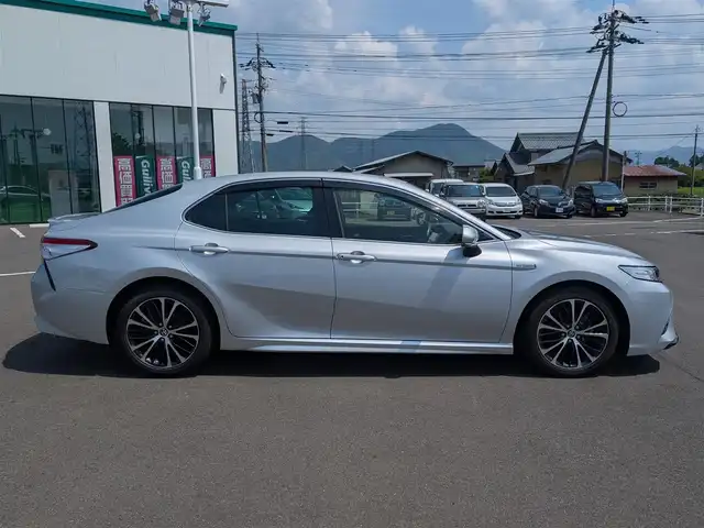 トヨタ カムリ WS 福井県 2019(平31)年 9.2万km シルバーM 純正ナビ/フルセグTV/バックカメラ/トヨタセーフティセンス/追従クルコン/ドラレコ/ETC/レーダー探知機/LEDヘッドライト/オートライト/オートハイビーム/スマートキー/スペアキー/プッシュスタート/ステアリングスイッチ/パワーシート/ハーフレザーシート/純正AW