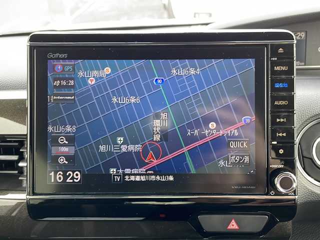 ホンダ Ｎ ＢＯＸ カスタム G EX ターボ ホンダセンシング 道北・旭川 2017(平29)年 8.2万km プレミアムホワイトパールⅡ 4WD/純正SDナビ/ CD/DVD/SD/MSV/USB/BT/フルセグ/バックカメラ/衝突軽減ブレーキ/レーンキープ /レーダークルーズコントロール/パドルシフト/両側パワースライドドア/シートヒーター /ハーフレザー/ビルトインETC/ミラーヒーター /オートライト/LEDヘッドライト/フォグライト/オートリトラミラー /USBポート/サンシェード/純正フロアマット/レオニス15インチアルミホイール/無限グリル