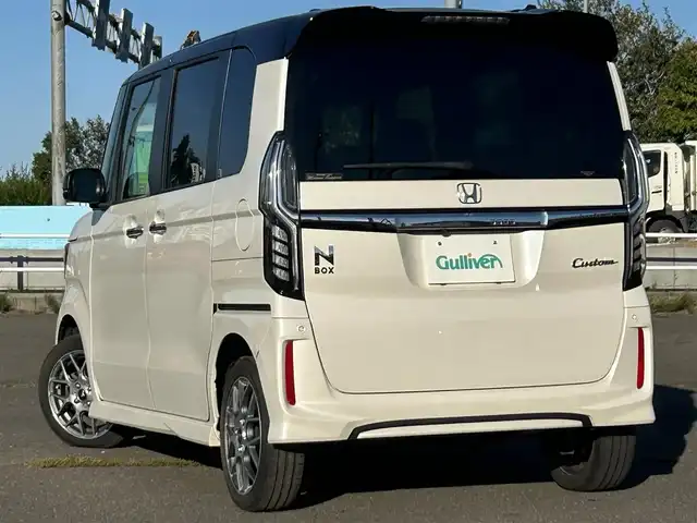 ホンダ Ｎ ＢＯＸ カスタム G EX ターボ ホンダセンシング 道央・札幌 2017(平29)年 8.2万km プレミアムホワイトパールⅡ ４WD/純正ディーラーOPナビ/CD/DVD/BT/フルセグ/ホンダセンシング/衝突被害軽減ブレーキ/横滑り防止装置/アダプティブクルーズコントロール/レーンキープアシスト/リアコーナーセンサー/バックカメラ/ビルトインETC/ECONモード/両側パワースライドドア/前席シートヒーター/ハーフレザーシート/ステアリングリモコン/パドルシフト/プッシュスタート/スマートキー/純正リモートスタート/LEDヘッドライト/オートライト/オートハイビーム/フォグランプ/電動格納ミラー/ヒーテッドドアミラー/ウィンカーミラー/純正フロアマット