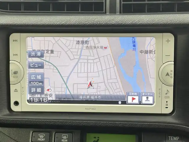 トヨタ アクア G 福井県 2014(平26)年 3.7万km ディープアメジストマイカメタリック 純正SDナビ/CD BT ワンセグTV/スマートキー/シートヒーター/ETC/バックカメラ/コーナーセンサー/ステアリングスイッチ/純正フロアマット/バイザー