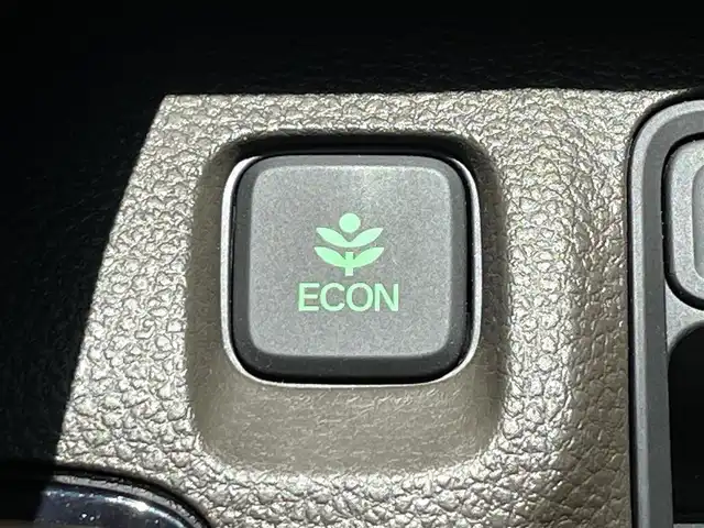 ホンダ Ｎ ＷＧＮ L 滋賀県 2023(令5)年 0.1万km プラチナホワイトパール 純正ナビ/・フルセグTV/・Bluetooth /・USB/バックカメラ/レーンキープアシスト/衝突軽減ブレーキ/前後ドライブレコーダー/シートヒーター/追従クルーズコントロール/プッシュスタート/スマートキー/電動パーキングブレーキ/オートブレーキホールド/オートリトラミラー/ドアバイザー/ＬＥＤヘッドライト/オートハイビーム/純正フロアマット