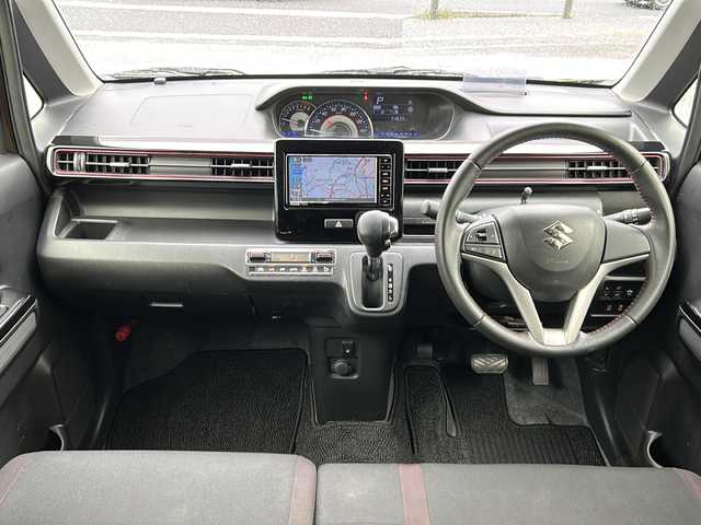 スズキ ワゴンＲ スティングレー HYBRID X 沖縄県 2018(平30)年 5.5万km ブレイブカーキP ワンオーナー/純正ナビ　/　（ＡＭ／ＦＭ／ＣＤ／ＤＶＤ／ＢＴ）　/フルセグＴＶ　/全周囲カメラ　/衝突軽減　/レーンキープ　/シートヒーター　/ＨＵＤ　/LEDヘッドライト/フォグ/オートライト　/純正フロアマット　/純正14インチAW　/スマートキー2本　/前後ドラレコ