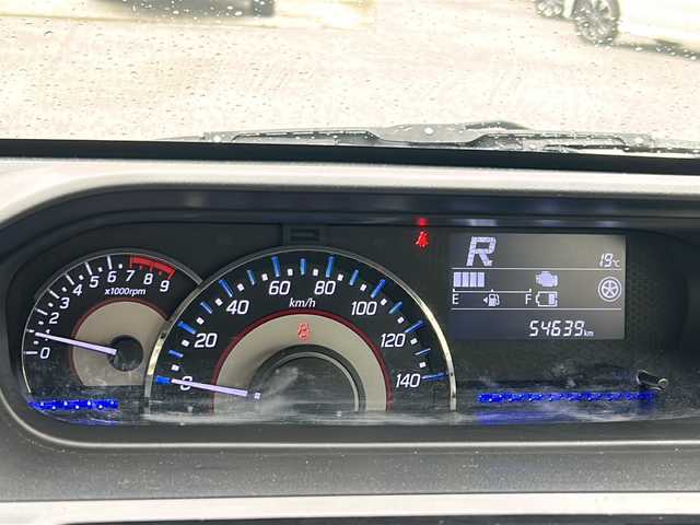 スズキ ワゴンＲ スティングレー HYBRID X 沖縄県 2018(平30)年 5.5万km ブレイブカーキP ワンオーナー/純正ナビ　/　（ＡＭ／ＦＭ／ＣＤ／ＤＶＤ／ＢＴ）　/フルセグＴＶ　/全周囲カメラ　/衝突軽減　/レーンキープ　/シートヒーター　/ＨＵＤ　/LEDヘッドライト/フォグ/オートライト　/純正フロアマット　/純正14インチAW　/スマートキー2本　/前後ドラレコ