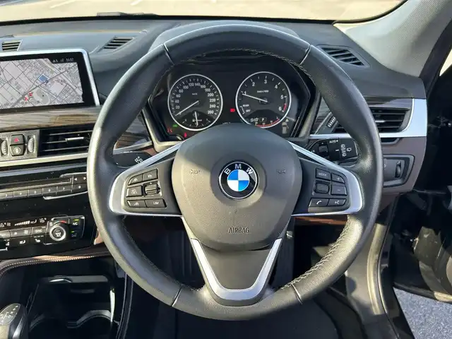ＢＭＷ Ｘ１ xDrive 18d xライン 滋賀県 2018(平30)年 5.1万km サファイアブラックP ワンオーナー/ハイラインパッケージ/アドバンスドアクティブセーフティパッケージ/クルーズコントロール/純正ナビ/革シート／シートヒーター／メモリ付き/ルーフレール/パワーバックドア/Bカメラ/ヘッドアップディスプレイ/ドライブレコーダー/ミラーETC/アイドリングストップ