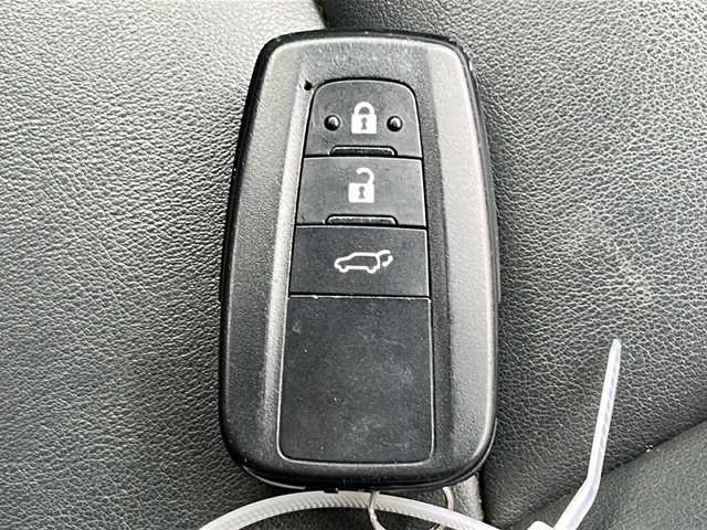 トヨタ ＲＡＶ４ G Zパッケージ 茨城県 2020(令2)年 7.9万km アティチュードブラックマイカ 純正ディスプレイオーディオ/(地デジTV・BT)/純正ETC/被害軽減システム/プッシュスタート/バックカメラ（全方位）/カーテンシールドエアバック/ステアリングヒーター/デジタルインナーミラー/取扱説明書/保証書