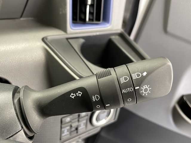 ダイハツ タント カスタム RS セレクション 長野県 2020(令2)年 3.3万km シャイニングホワイトパール 純正SDナビ/Bluetooth/CD/DVD/TV/バックカメラ/ETC/衝突被害軽減システム/横滑り防止装置/先行車発進お知らせ/車線逸脱警報/標識認識機能/レーンキープアシスト/コーナーセンサー/両側パワスラ/前席シートヒーター/純正15インチAW装着/純正フロアマット/ドアバイザー/電格ミラー/スマートキー/スペアキー1本/LEDヘッドライト