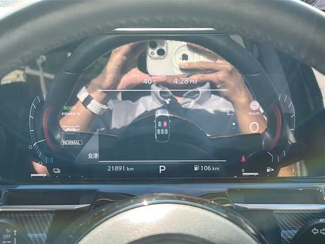 日産 オーラ G FOUR レザーエディション 福島県 2023(令5)年 2.2万km ガーネットレッド/スーパーブラック 2トーン 4WD 純正ナビ フルセグTV Bluetooth 全方位モニター 衝突軽減ブレーキ オートクルーズ追従有 シートヒーター ドライブレコーダー前後 オートハイビーム レザーシート ETC スマートキー ハンドルヒーター
