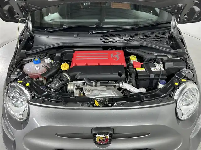 アバルト ５９５ コンペティツィオーネ 佐賀県 2020(令2)年 0.7万km グレー 純正ディスプレイオーディオ/Bluetooth/AM/FM/USB/ETC/前方・後方ドライブレコーダー/パドルシフト/純正フロアマット/純正17インチアルミホイール/キャリパー