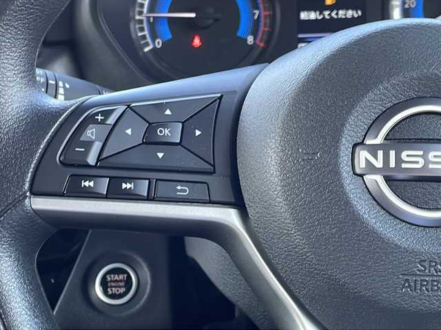 日産 ルークス ハイウェイスター X 山口県 2025(令7)年 0.5万km フローズンバニラパール ワンオーナー/純正9インチナビ/BT/SD/フルセグTV/全周囲カメラ/左後パワースライドドア（フットセンサー付き)/右後イージークローザードア/純正LＥＤヘッドライト/純正フォグランプ/オートライト/ヘッドライトレベライザー/純正14インチアルミホイール/ステアリングスイッチ/天井サーキュレーター/プラズマクラスター/衝突被害軽減ブレーキ/LKA/横滑り防止/コーナーセンサー/アイドリングストップ/スマートキー×２/前後タイプドライブレコーダー/ビルトインETC/純正フロアマット/純正ドアバイザー/電動格納ウインカードアミラー