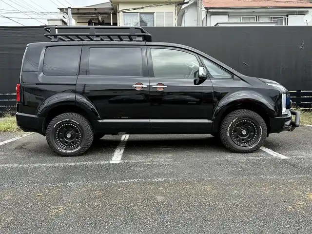 三菱 デリカＤ：５ P 埼玉県 2020(令2)年 3万km ダイヤモンドブラックマイカ ＜GIGEARオフロードカスタム＞/1.5インチリフトアップ（純正あり）/フロントグリルガード＆LEDフォグライト/3インチブルバー/オーバーフェンダー/ルーフラック【アルミブラック】/リアラダー/＜その他＞/社外１６インチＡＷ/社外メモリナビ【KENWOOD】/Bluetoothオーディオ/フルセグテレビ/フリップダウンモニター/ETC/ドライブレコーダー【コムテック】/全方位カメラ/電動オートサイドステップ/両側パワースライドドア/パワーバックドア/パワーシート（D席、N席)/シートヒーター/シートカバー【Clazzio】/クルーズコントロール（追従機能付)/パドルシフト/プッシュスタート/LEDヘッドライト/スマートキー×2