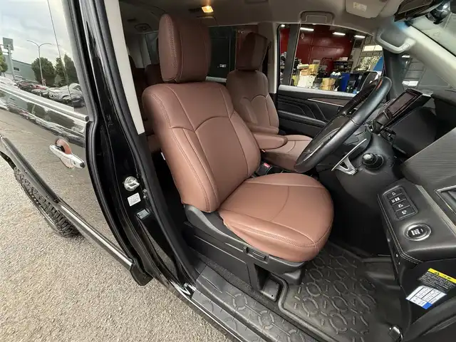 三菱 デリカＤ：５ P 埼玉県 2020(令2)年 3万km ダイヤモンドブラックマイカ ＜GIGEARオフロードカスタム＞/1.5インチリフトアップ（純正あり）/フロントグリルガード＆LEDフォグライト/3インチブルバー/オーバーフェンダー/ルーフラック【アルミブラック】/リアラダー/＜その他＞/社外１６インチＡＷ/社外メモリナビ【KENWOOD】/Bluetoothオーディオ/フルセグテレビ/フリップダウンモニター/ETC/ドライブレコーダー【コムテック】/全方位カメラ/電動オートサイドステップ/両側パワースライドドア/パワーバックドア/パワーシート（D席、N席)/シートヒーター/シートカバー【Clazzio】/クルーズコントロール（追従機能付)/パドルシフト/プッシュスタート/LEDヘッドライト/スマートキー×2