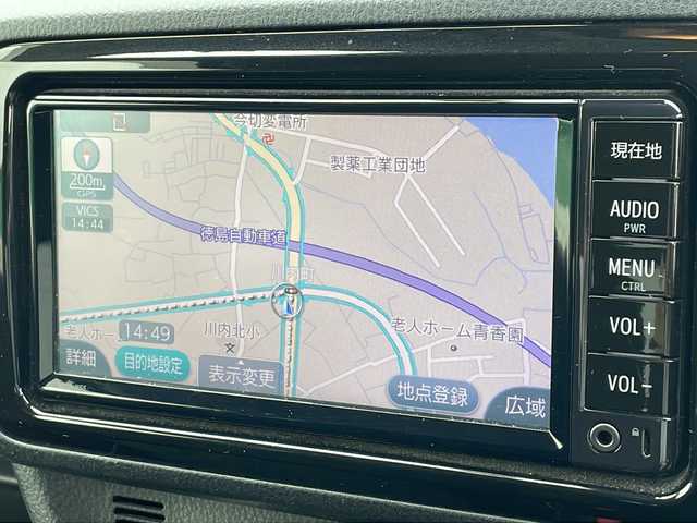 トヨタ ヴィッツ F セーフティエディション 徳島県 2018(平30)年 7.1万km クリアブルークリスタルシャイン 純正ナビ　NSCD-W66/（ラジオ/CD/SD/BT/AUX/ワンセグ）/ドアバイザー/前方ドライブレコーダー/純正フロアマット/オートライト/ハロゲンヘッドライト/レーンキープアシスト/横滑り防止装置/衝突被害軽減システム/スペアキー/スマートキー/新車時保証書