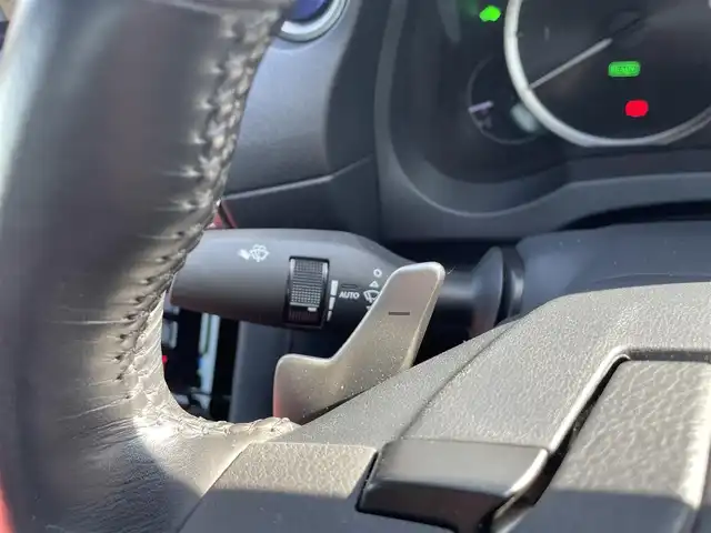 レクサス ＩＳ 300h バージョンL 愛知県 2021(令3)年 3.8万km ソニッククォーツ ワンオーナー/禁煙車/純正メモリナビ/　AM/FM/CD/DVD/BT/フルセグ/バック・全周囲カメラ/前後ドライブレコーダー/前席パワーシート/前席エアシート/シートヒーター/D席ポジションメモリシート/革巻きステアリング/ステアリングヒーター/パドルシフト/電子パーキング/リアサンシェード/ビルトインETC2.0/クルーズコントロール（ACC）/レーンキープアシスト（LDA/LTA）/プリクラッシュセーフティ（PCS）/前後クリアランスソナー（ICS）/横滑り防止装置/オートマチックハイビーム（AHB）/オートライト/三眼LEDヘッドライト/純正19インチAW/純正フロアマット/W＋サイドエアバック/取説/保証書/スペアキー/カードキー